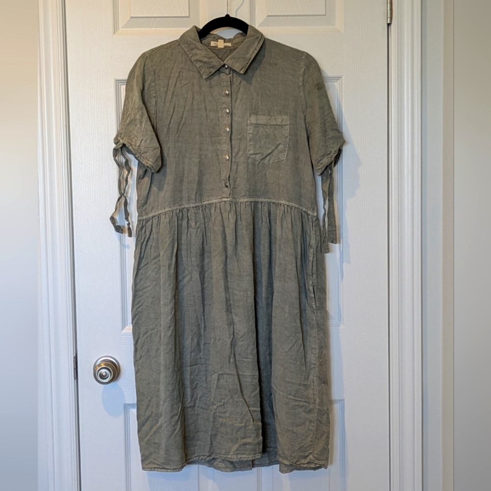 Casual Gray/Green Button-Up Dress